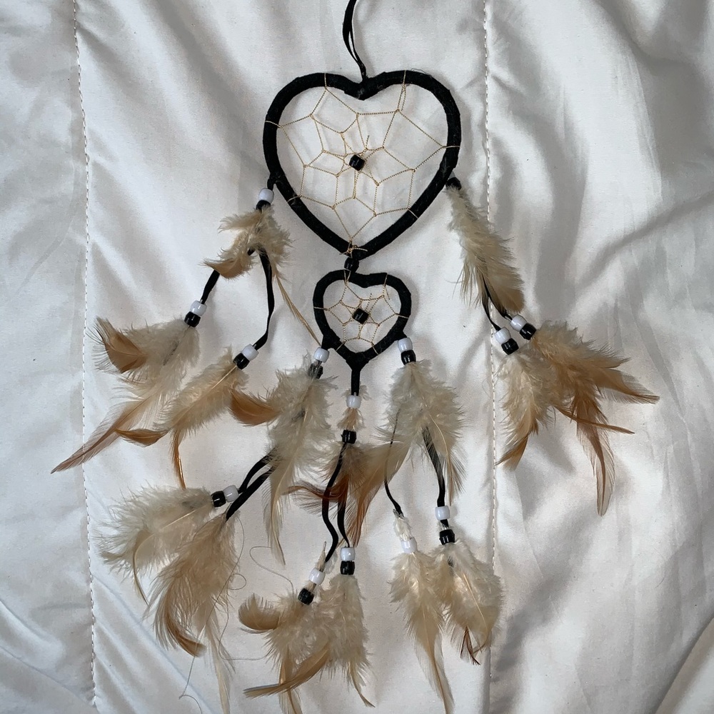 Black and brown heart dreamcatcher - Picture 2 of 4